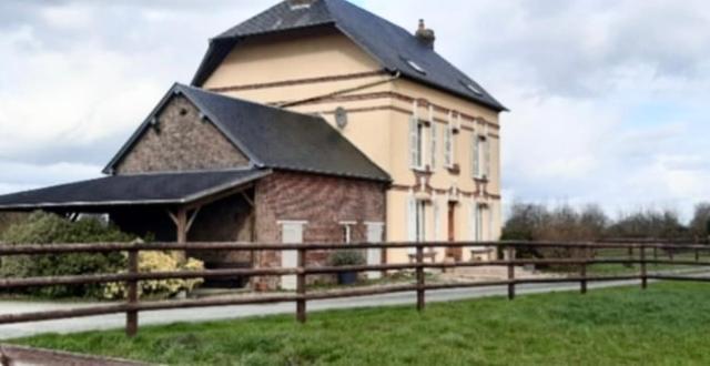 B&B Haras De La Cour Fleury Saint-Michel-de-Livet Exterior photo